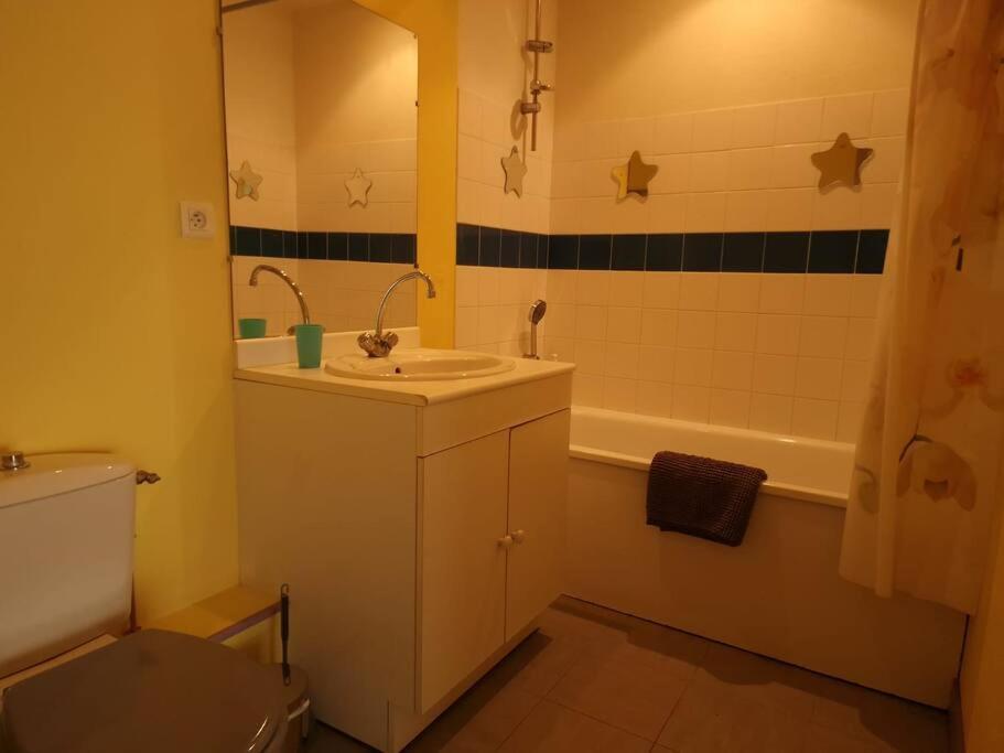 App 2 - T2 Lumineux Et Jardin Hyper-centre 5min De La Gare Apartment Evreux